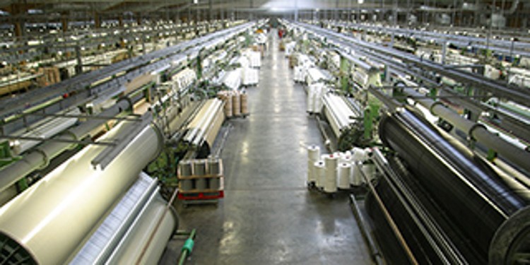 Machine hall of Don & Low Ltd, Forfar (Scotland)